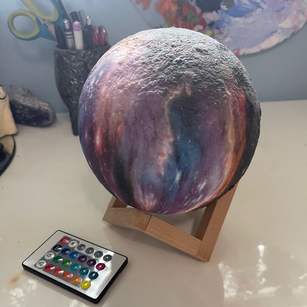 Light Up Planet decoration !